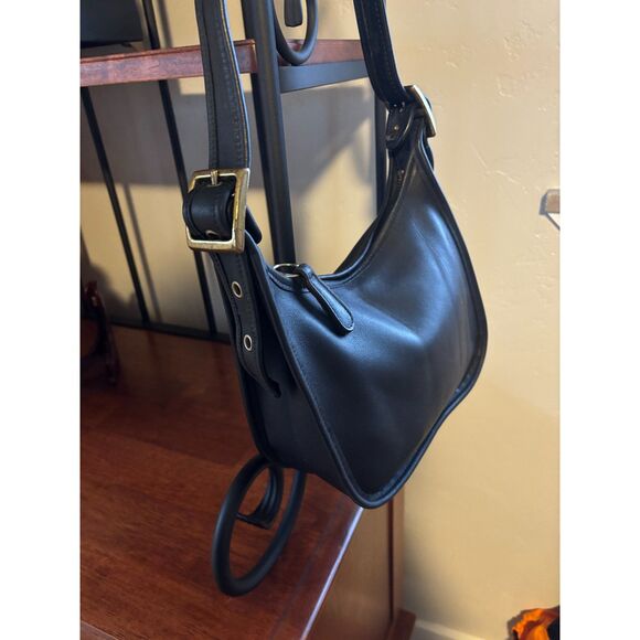 Vintage Coach Janice Legacy Black Crossbody Style # 9950 - Picture 11 of 14